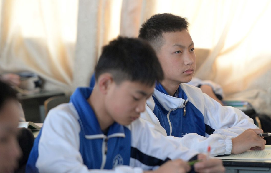 初中生的福音：教育部提出“分配制度”，家长可以松口气了