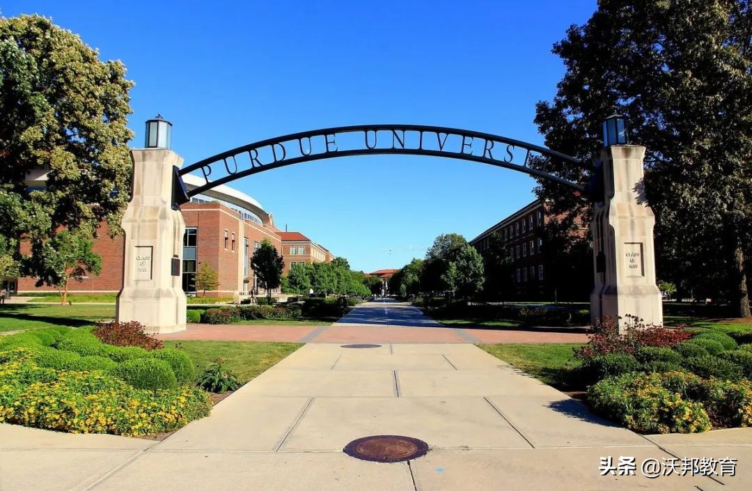 学费最便宜、录取率高、最具性价比的美国大学有哪些？