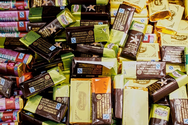 研究：黑巧克力可降低心髒病風險，但吃多了也有害，該怎麼吃？