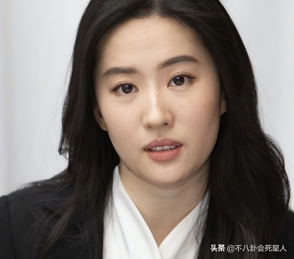 ​明明绝美，却总被吐槽长得丑，“不上镜”把这些明星“害惨了”