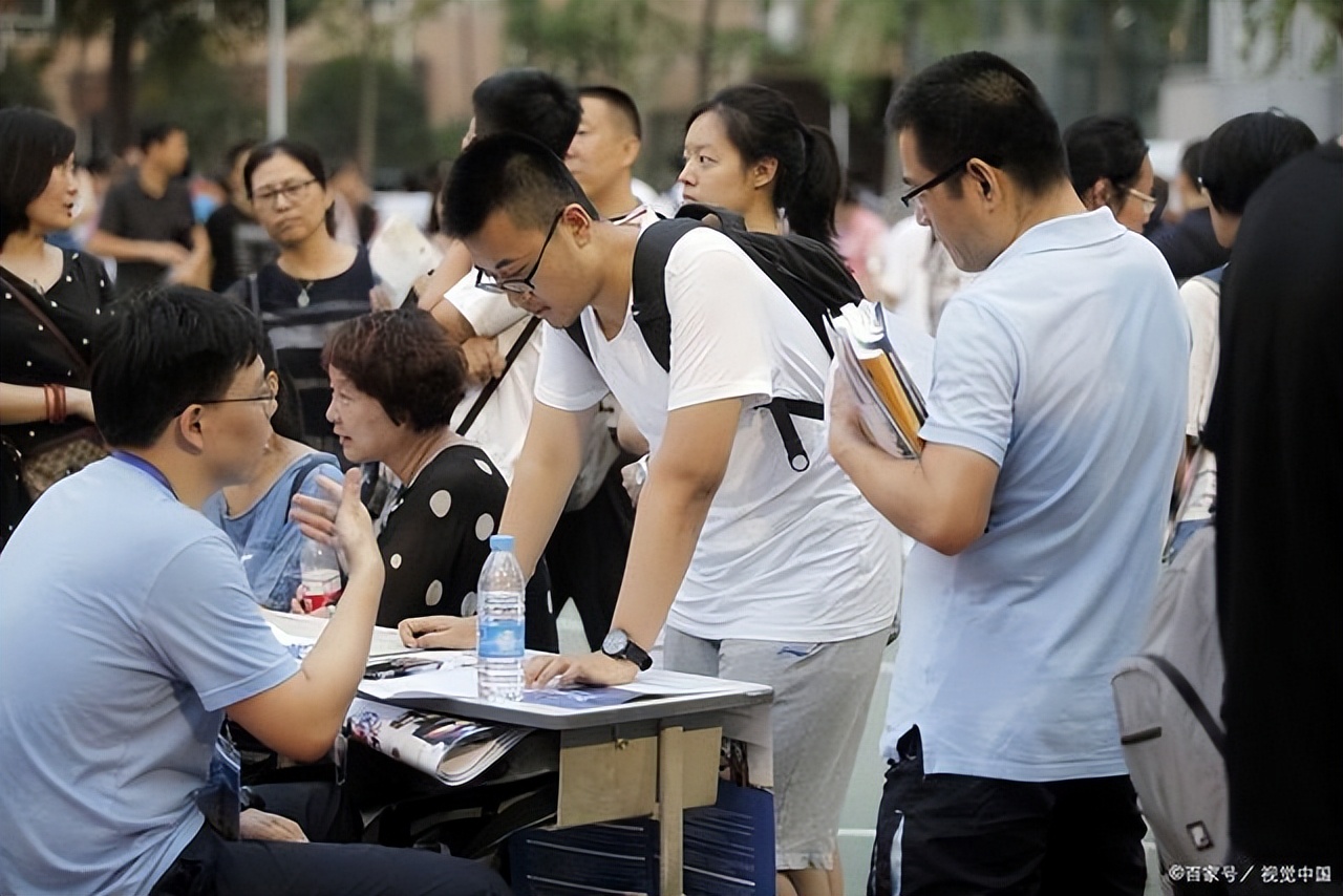 河南这4所大学害人不浅，已被全面点名曝光，毕业证一文不值