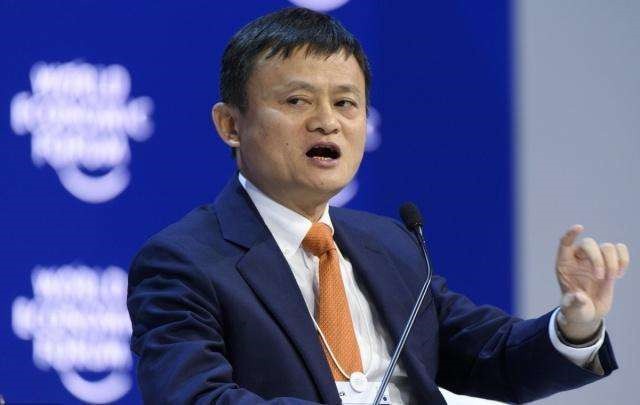当年阿里的前台，马云给她0.2%股份，20年过去她怎样了？