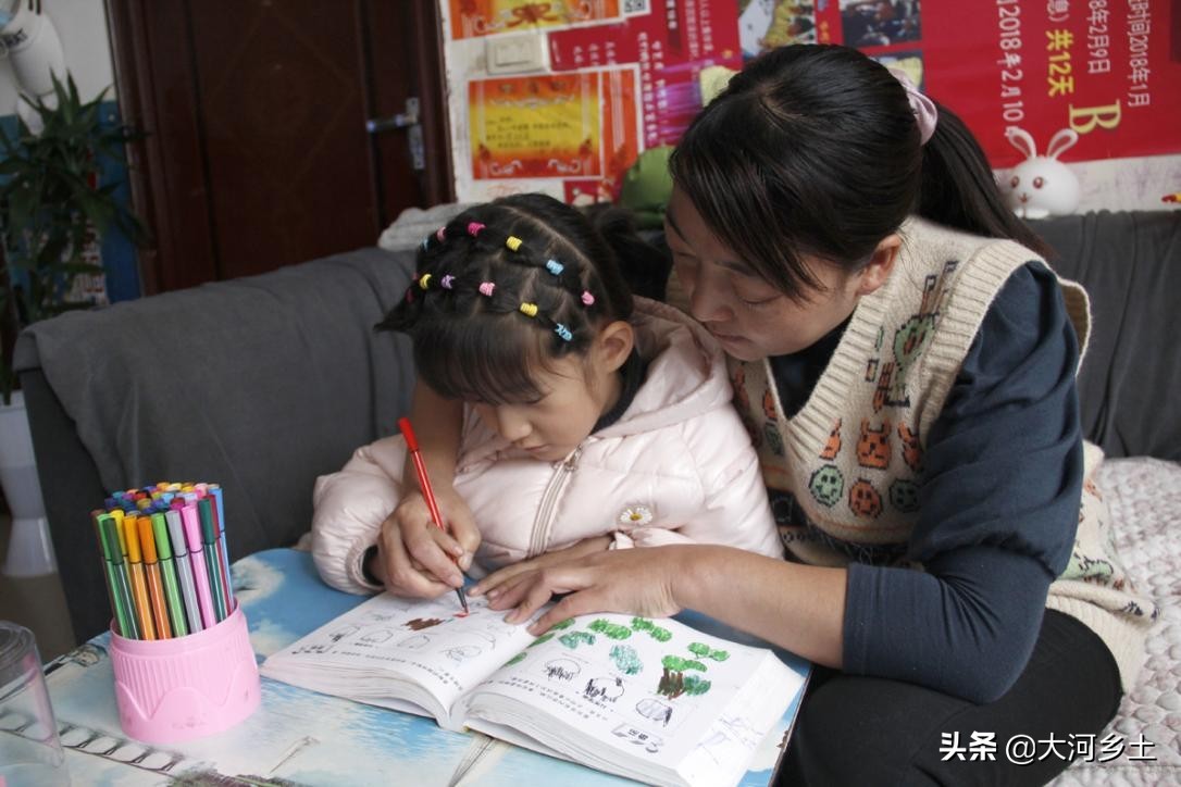 女孩半岁确诊重病，6岁时看见蛋糕突然开口说话，妈妈喜极而泣
