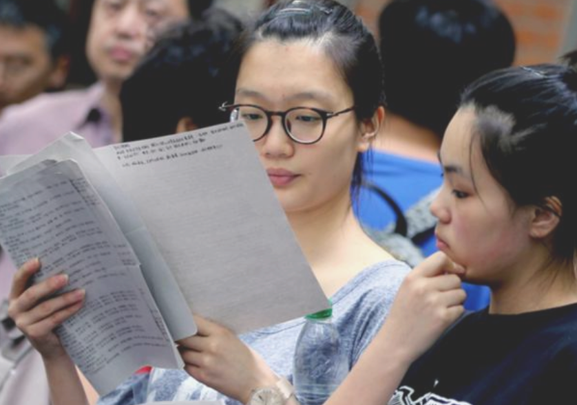 “高考成绩”和“模考成绩”差多少？985学长谈经验，学生要有数