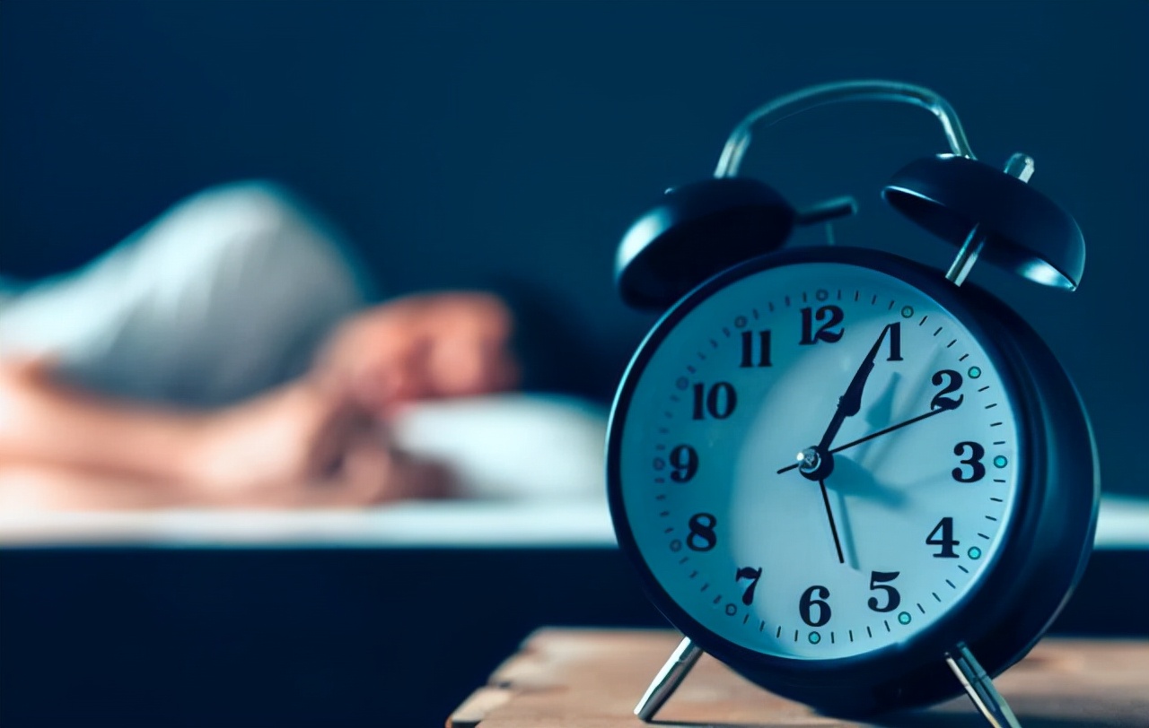 明明楼上没有人，却经常听到弹珠声？为什么会这样？