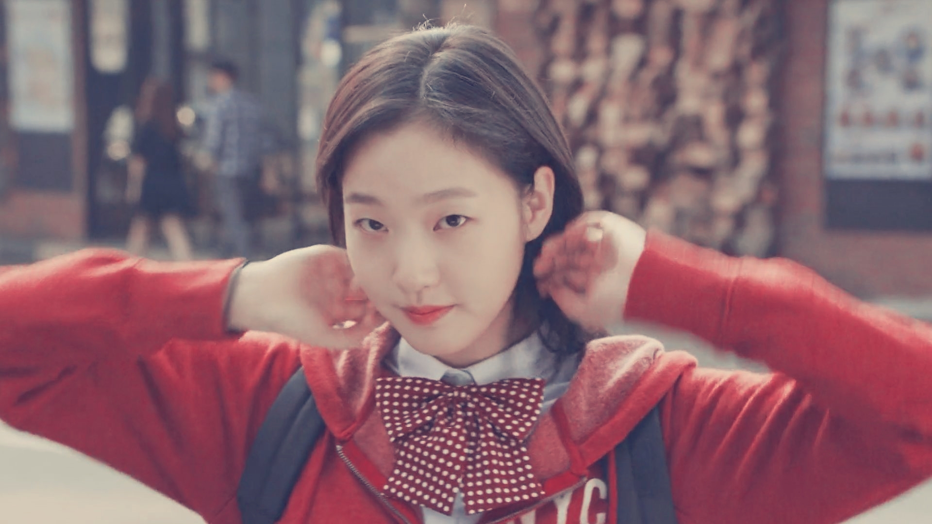 金高银:撩汉从来不靠脸,一脱成名招人恨,霸道姐姐唯我独尊