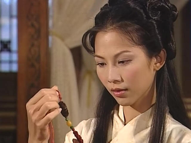 给最惊艳的“13位港姐”排个名：邱淑贞仅第4，张曼玉垫底了