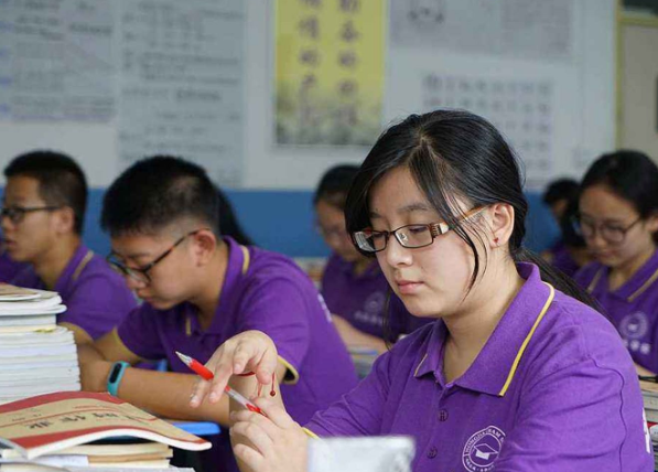 2022高考有新规，不符合条件的学生将无缘高考，学生要提前自查
