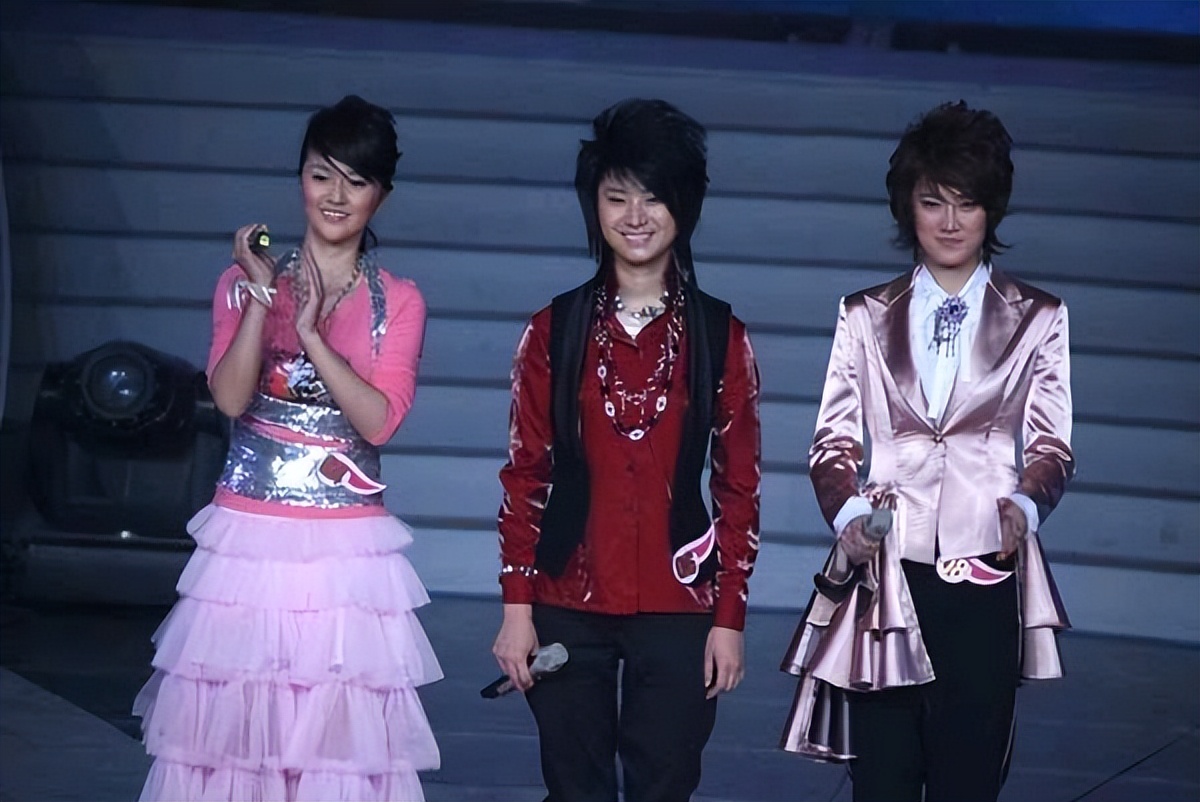 给新生代10位“实力女歌手”排个名，尚雯婕仅排第8，张靓颖第三