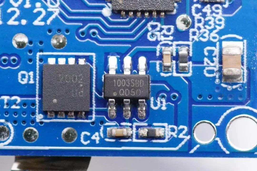 icm创芯微与ANKER共同开发磁吸无线充