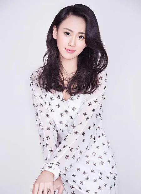 青春女星李嘉雯