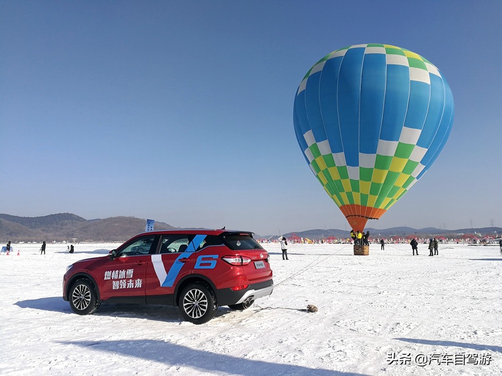 想把开车玩当职业，报高考志愿学什么专业才好？听3位嘉宾来指点