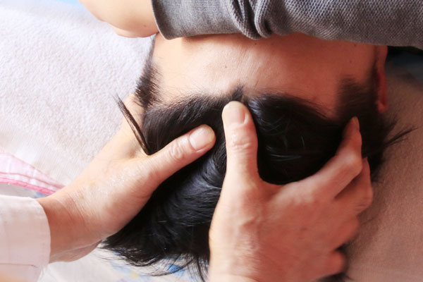 明明身体没病，但经常头晕？3个原因莫忽视，缓解头晕要找对方法