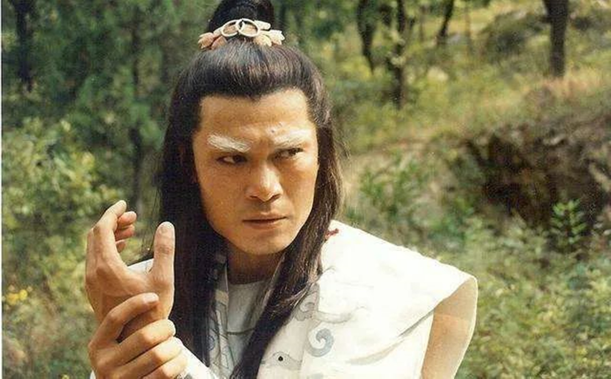 《白眉大侠》27年，10位演员境况差别巨大，男4号已成一线明星