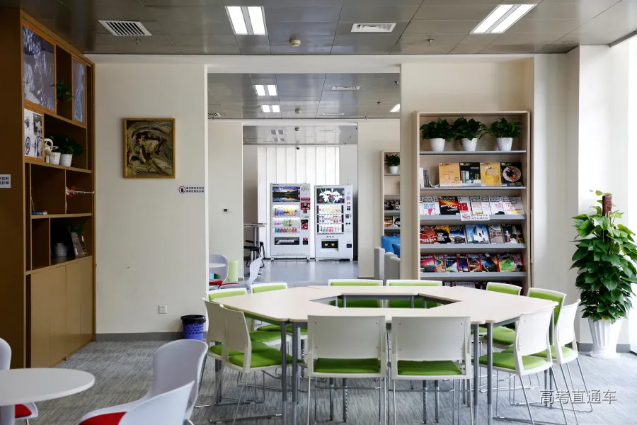 毫不夸张！国内这35所大学宿舍堪比星级酒店