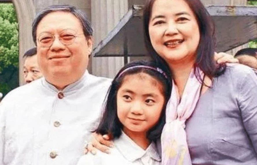 胡慧中：林青霞的接班人，挚爱的两个男人，一个惨死一个锒铛入狱