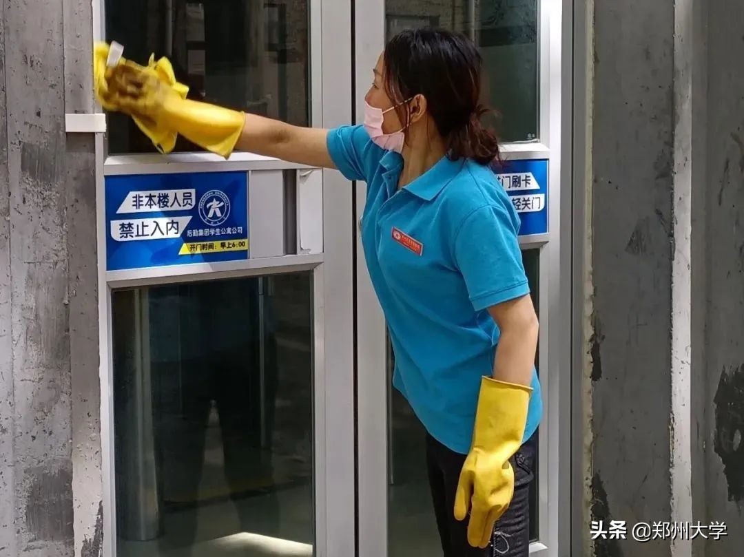 今天，致敬劳动者！