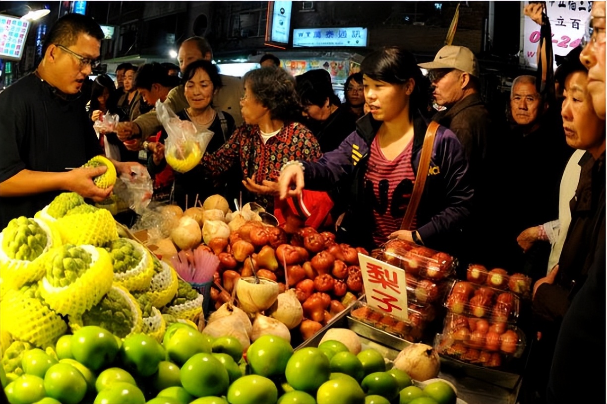 河南水果店利用“免费水果”，一年盈利137万，这方法值得学习