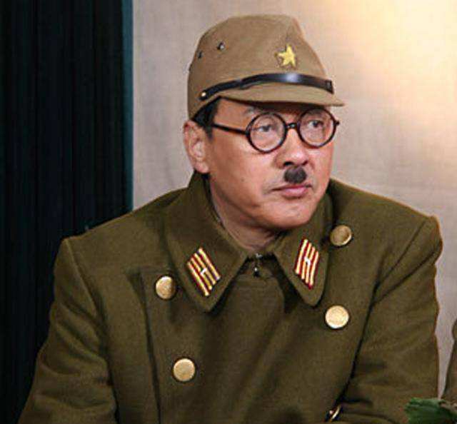 他们演了半辈子坏蛋，生活中却是大好人，你认识吗？