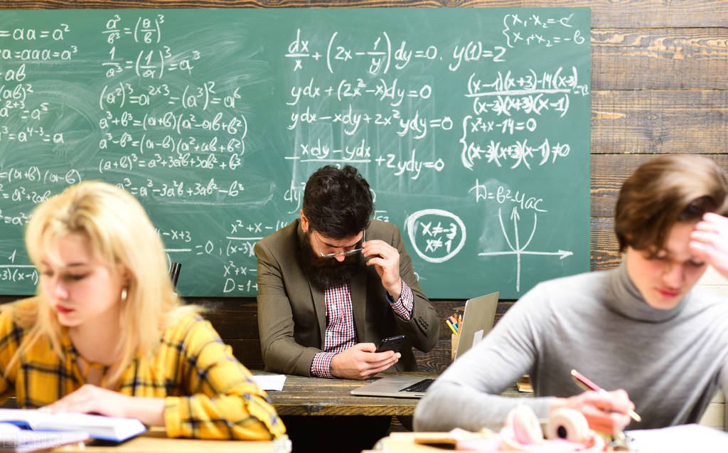 学校期末工作总结校长讲话