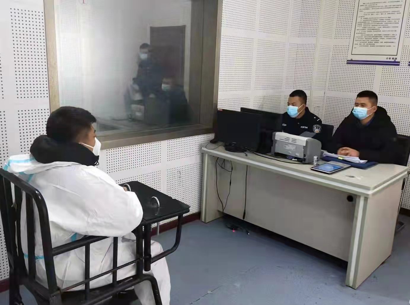西安临潼公安：一场交通事故牵出的假保单诈骗案