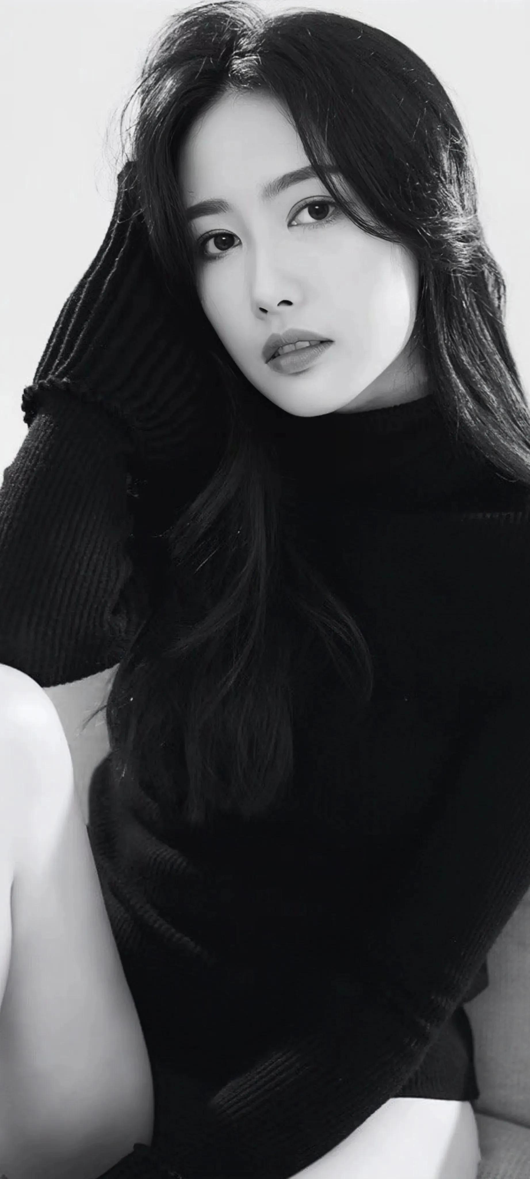 端庄美丽的张子璇