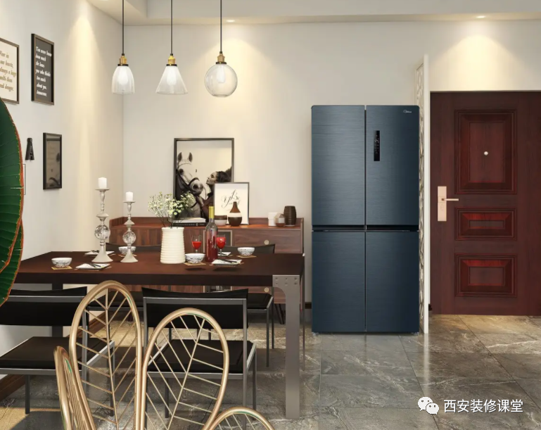 小餐厅放弃定制餐边柜,让冰箱不突兀
