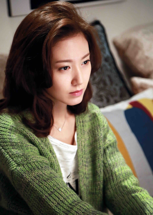 不傍大款、不传绯闻，个个冰清玉洁，这8位圈内女演员太难得了