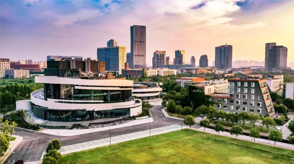 一班走出三院士、还坐拥“全国最美”盛誉！江苏这所双一流吸引世界目光！