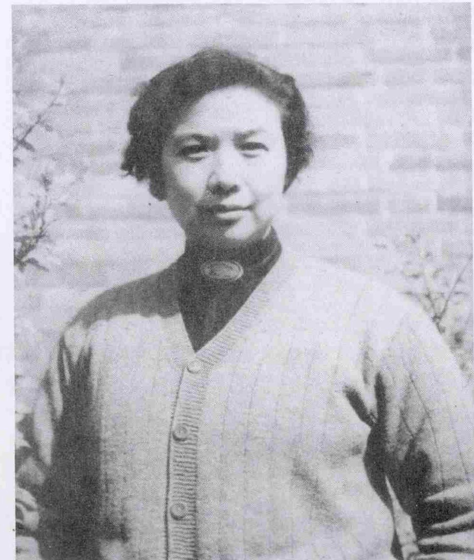 1937年，一女孩来到武汉八路军办事处哭诉：我要找我的爸爸周恩来