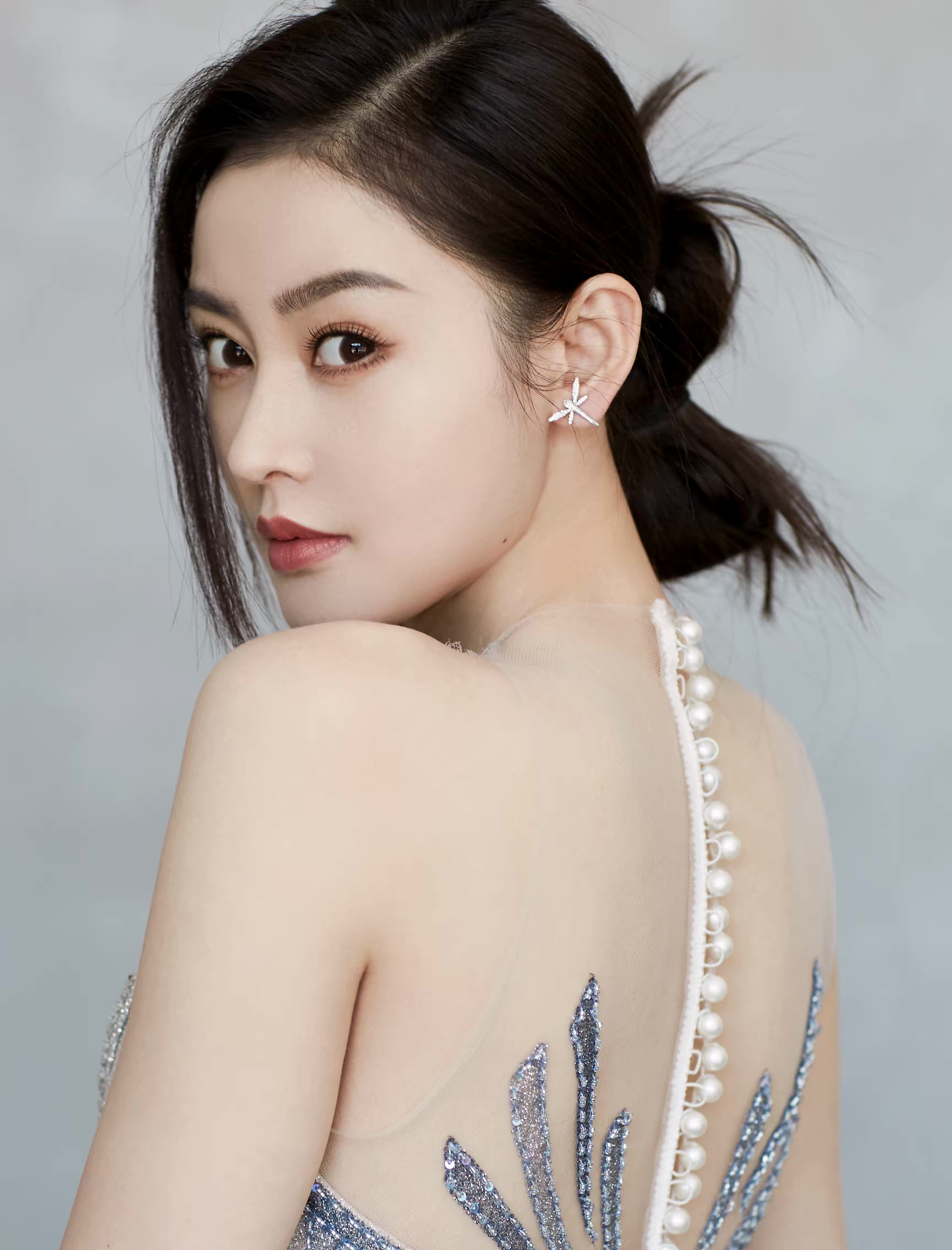 乘风破浪的奇葩造型，网友：得罪了造型师，才丑成这样