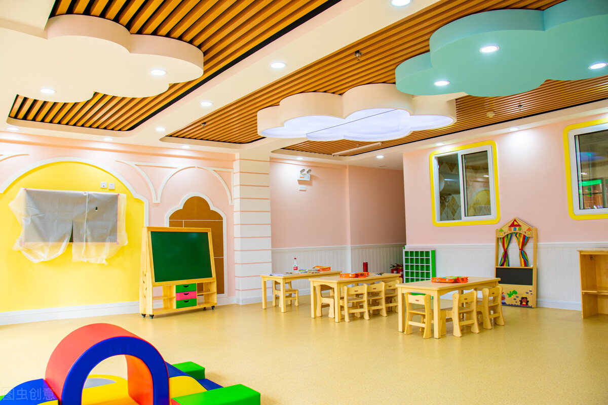 幼儿园这个收费标准贵了(幼儿园这个收费标准贵了多少)