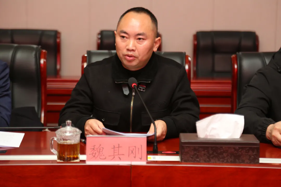 万小红在桐梓法院组织召开遵义中院征求人大代表政协委