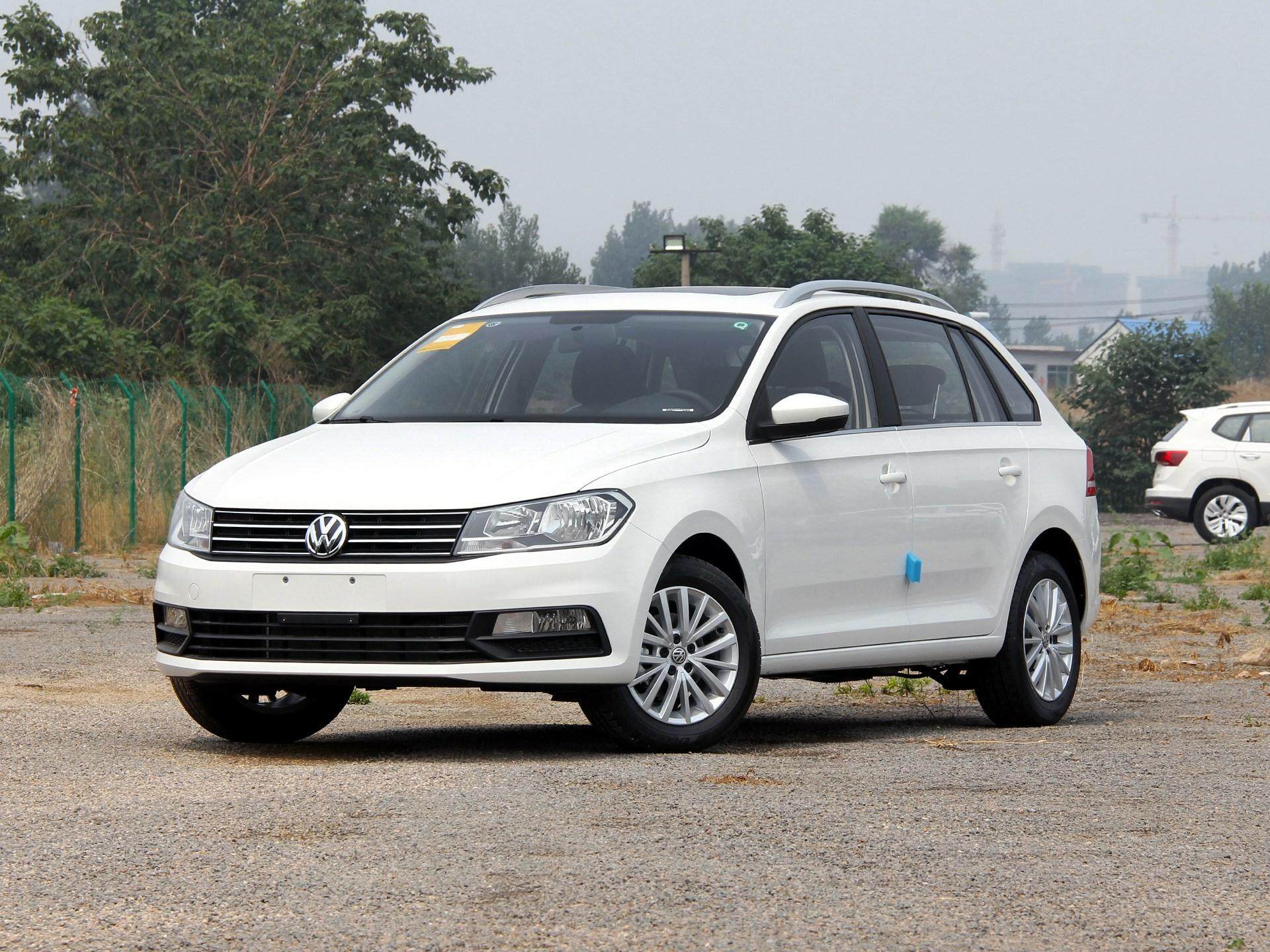 老瓶装新旧,大众好车,油耗低,实拍桑塔纳