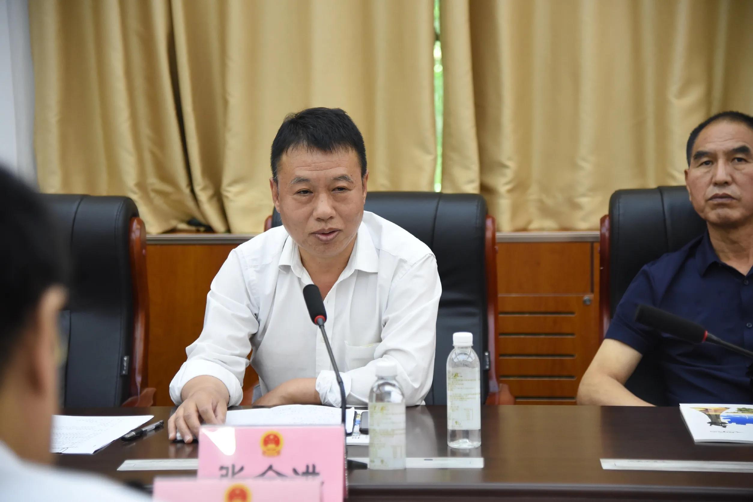 中科院雄安创新研究院来我县考察座谈
