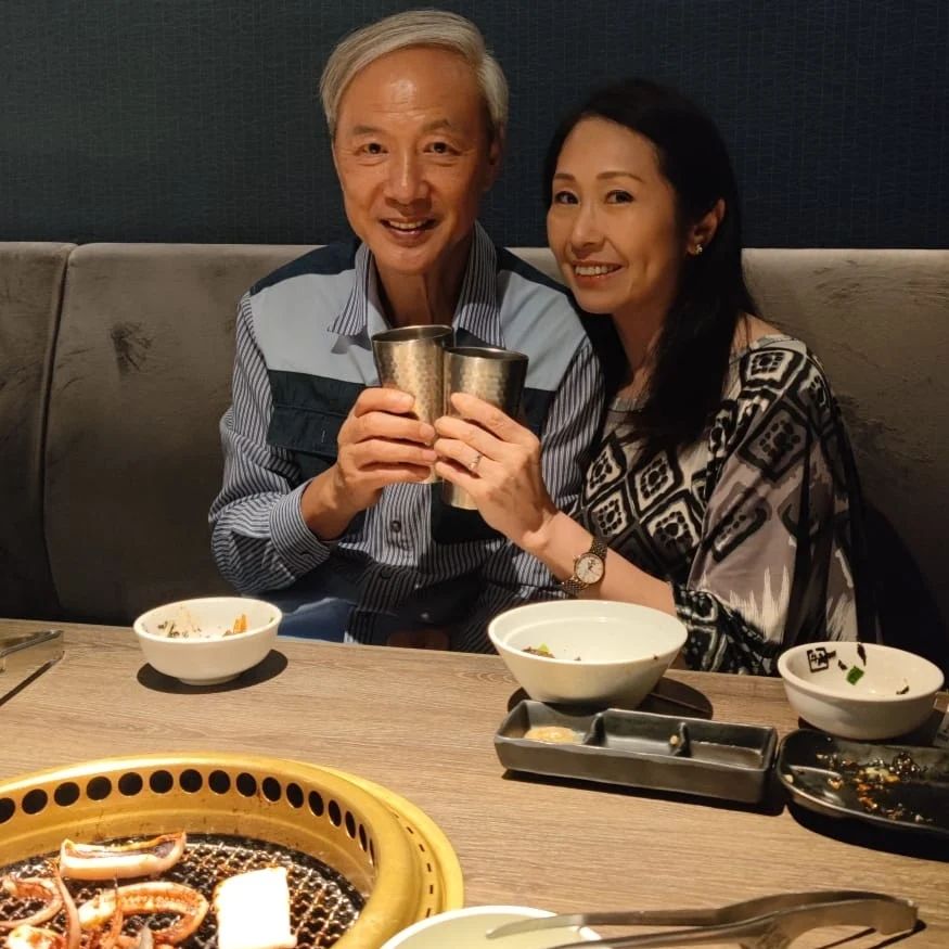 陈荣峻与吴香伦庆祝结婚4周年 戏里戏外同样恩爱