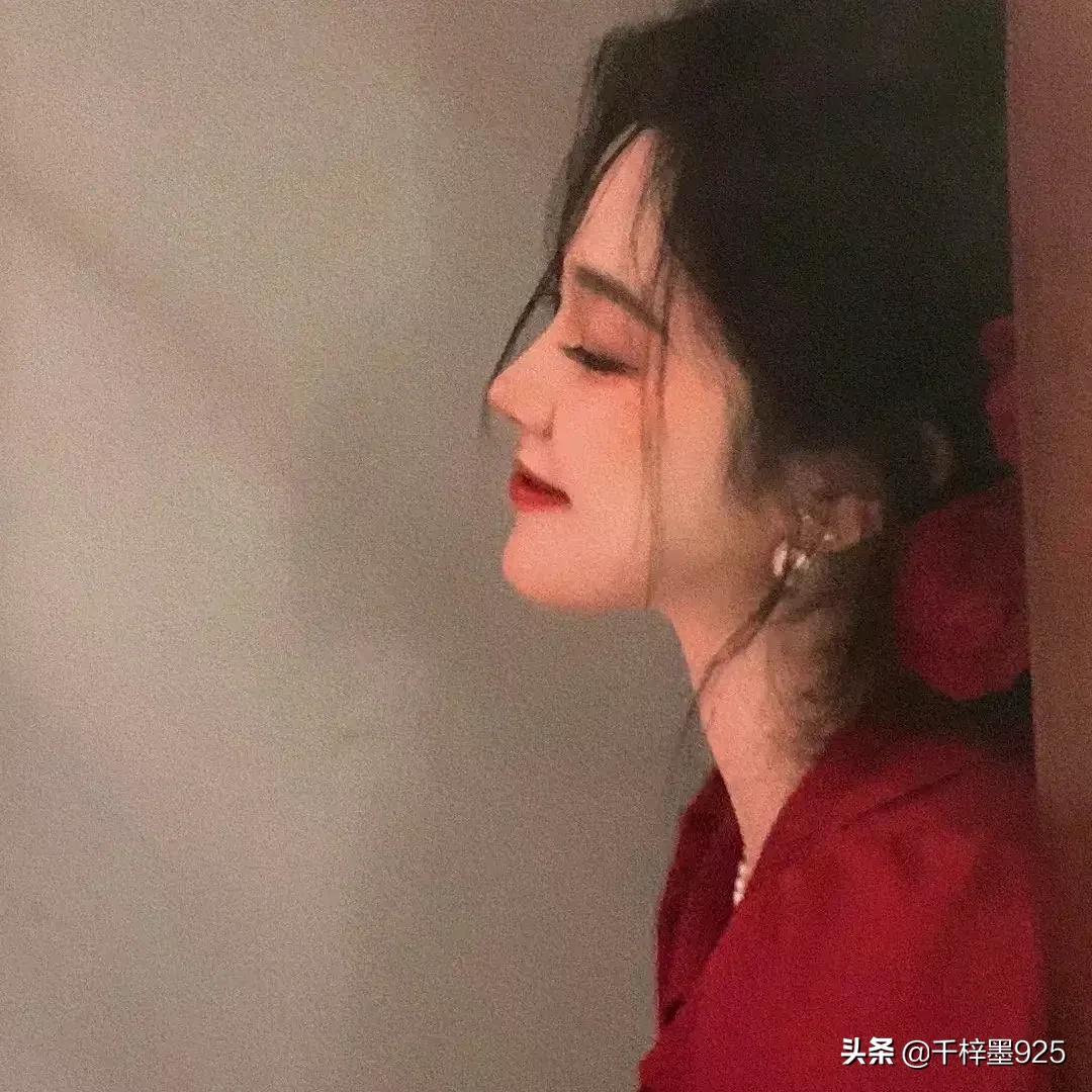 人间一趟，不负朝阳，今日奋斗皆为光芒万丈的回响