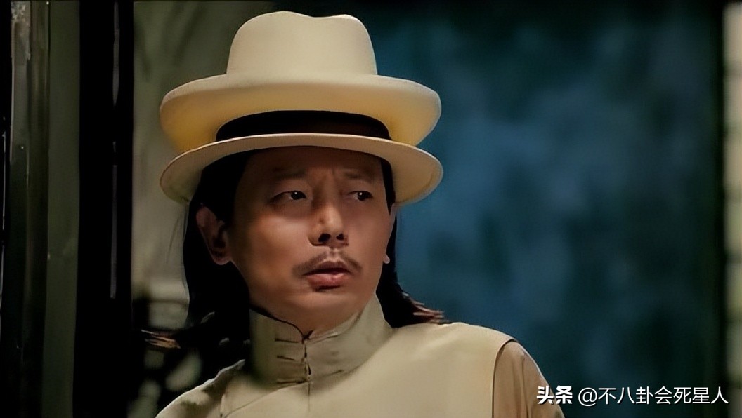 掏粪工、当猪倌、进工厂，这15位明星从“泥地”走出来，逆境翻身