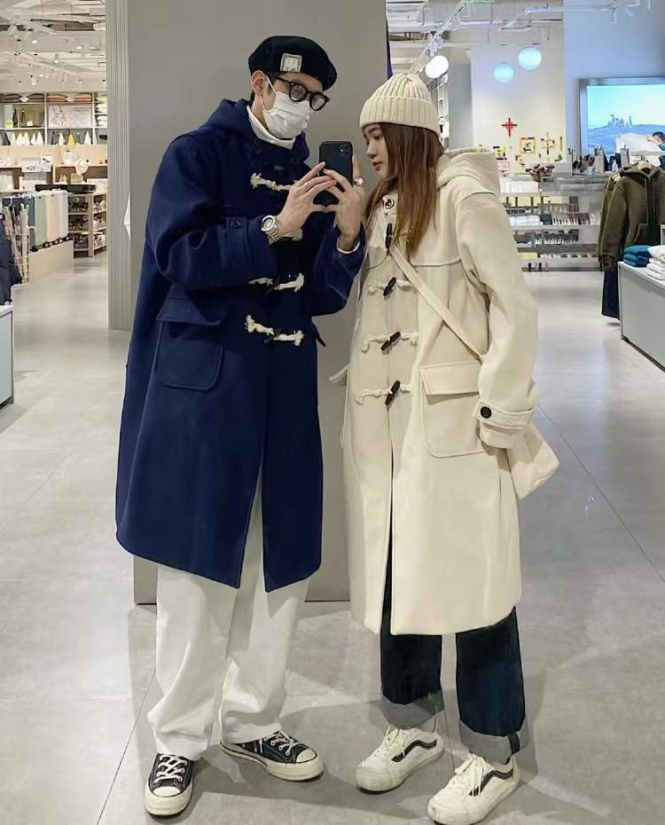 牛角扣大衣真是时髦又好穿(牛角扣大衣真是时髦又好穿吗)