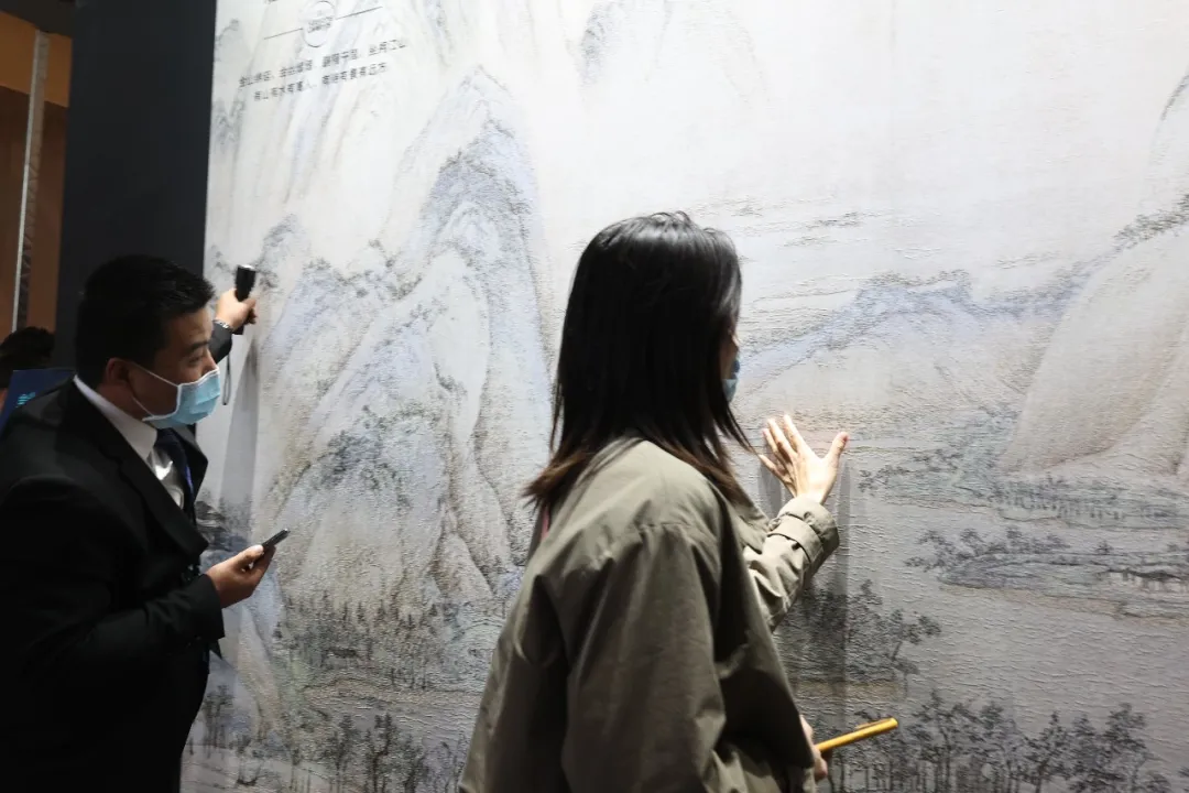 广州设计周打卡TOP1的绝美「金丝玉玛星空主题馆」,大场面超震撼 广州设计周打卡TOP1的绝美「金丝玉玛星空主题馆」,大场面超震撼