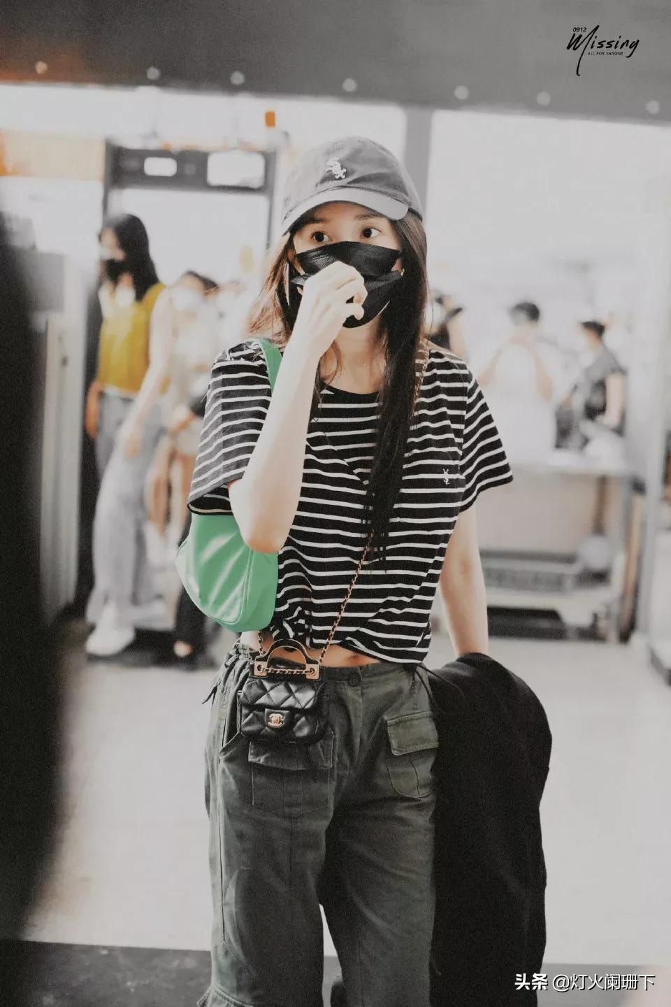 杨幂私服炸街来了 果然是时尚女王 一出就是名场面