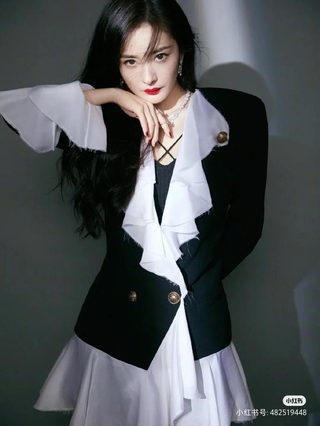 杨幂大女主｜爽文里的人间清醒富贵花