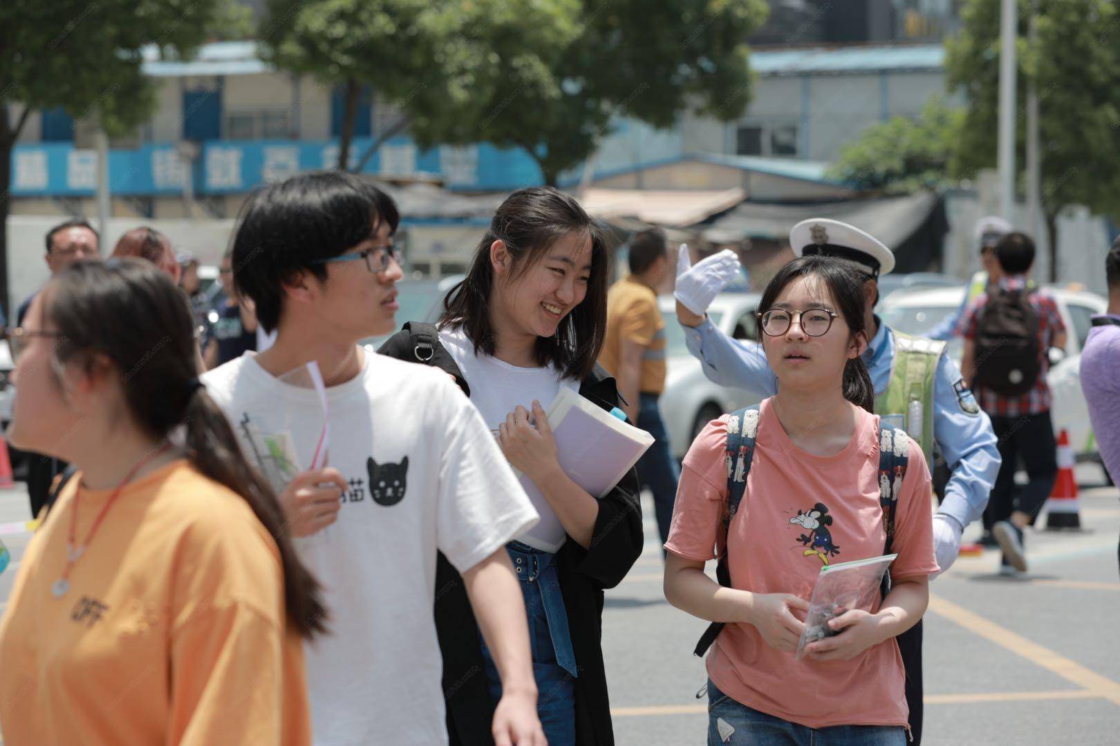 老生常谈：2022高考志愿填报，学校重要还是专业重要？