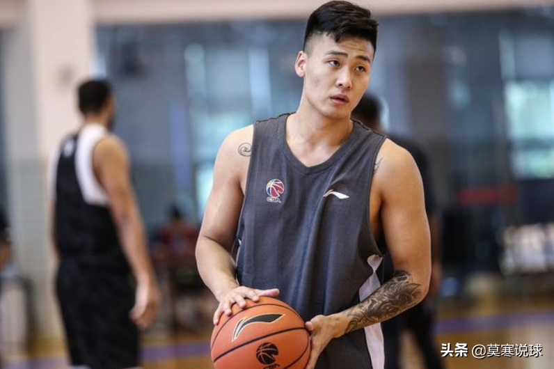 赵睿为什么不回nba(赵睿迟迟不归队居然是为了顶薪？这瓜好像没有熟透啊)