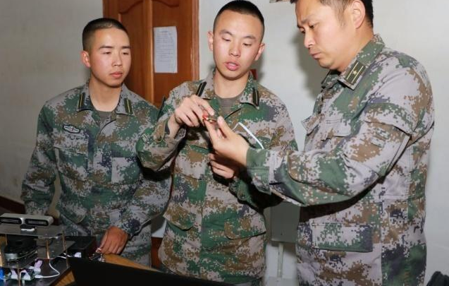 想报考军校的学生注意，几所500分左右就能报名的军校，适合捡漏