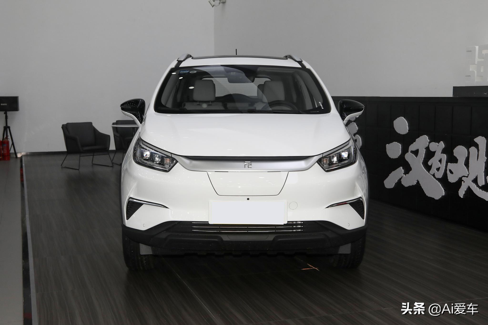 小尺寸大空间，快充长续航家用SUV,好停好养又便宜，比亚迪元Pro
