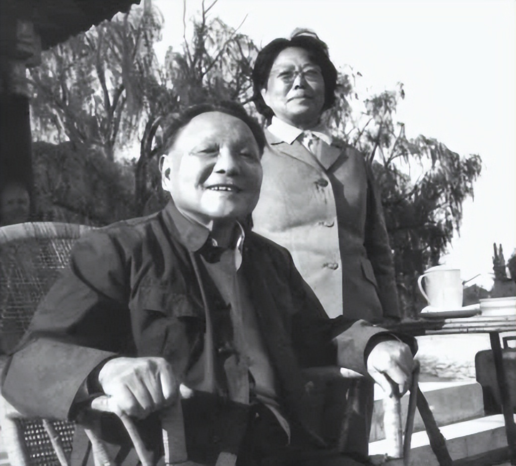 2013年邓小平影片开拍，女儿看后提出一意见：拍得好但有一点问题