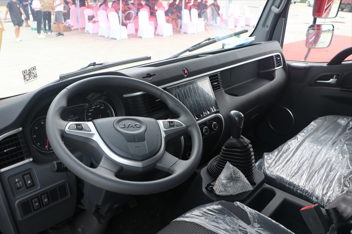 第四款:江淮骏铃v6