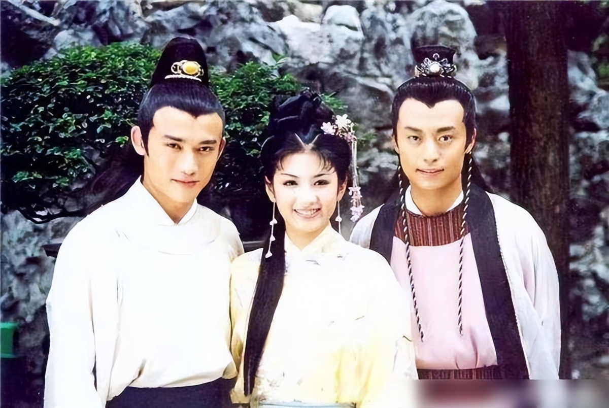 “病娇美男”别硬演，有人公子世无双，有人乡野村夫呆头鹅