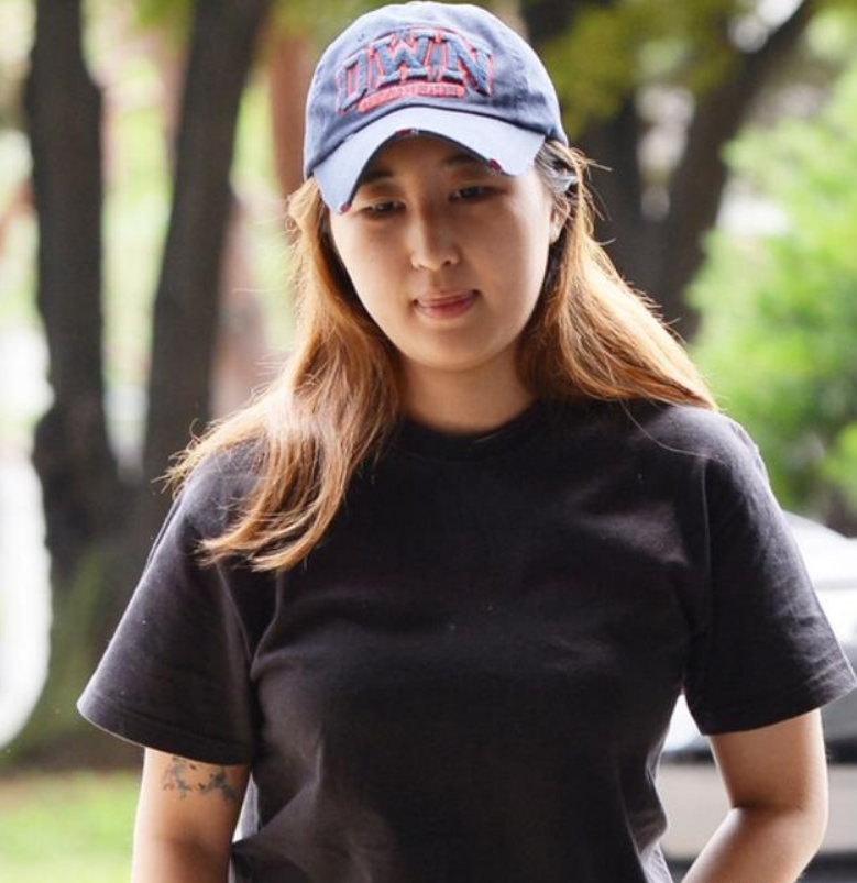 郑维罗：靠一只狗将总统送进牢房，让亲妈入狱18年，自己反而无罪